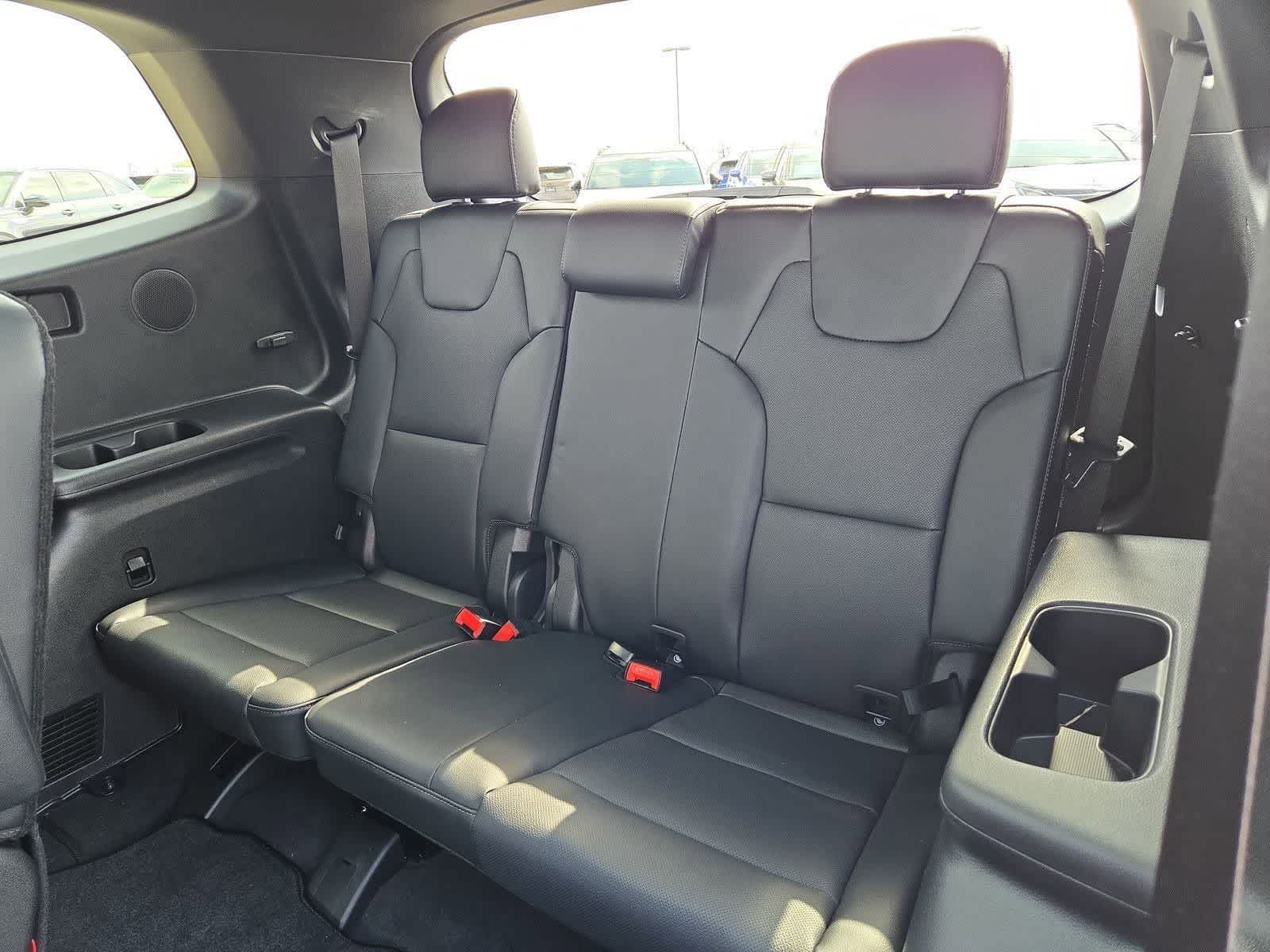 Thumbnail: 2025 Kia Telluride - 37