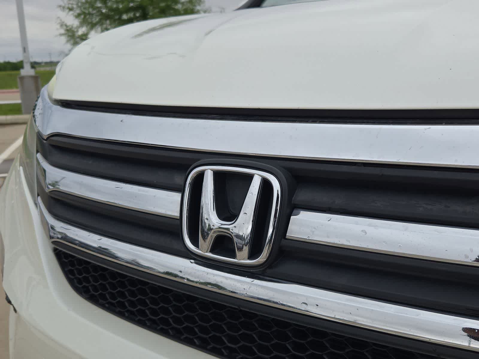 Thumbnail: 2016 Honda Pilot - 11