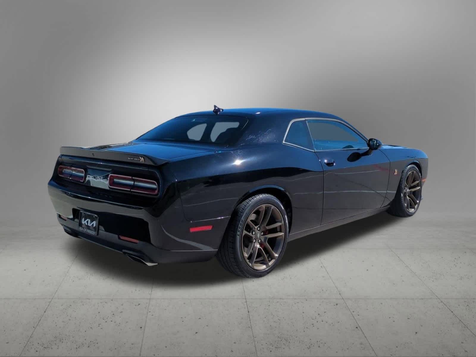 Thumbnail: 2022 Dodge Challenger - 6