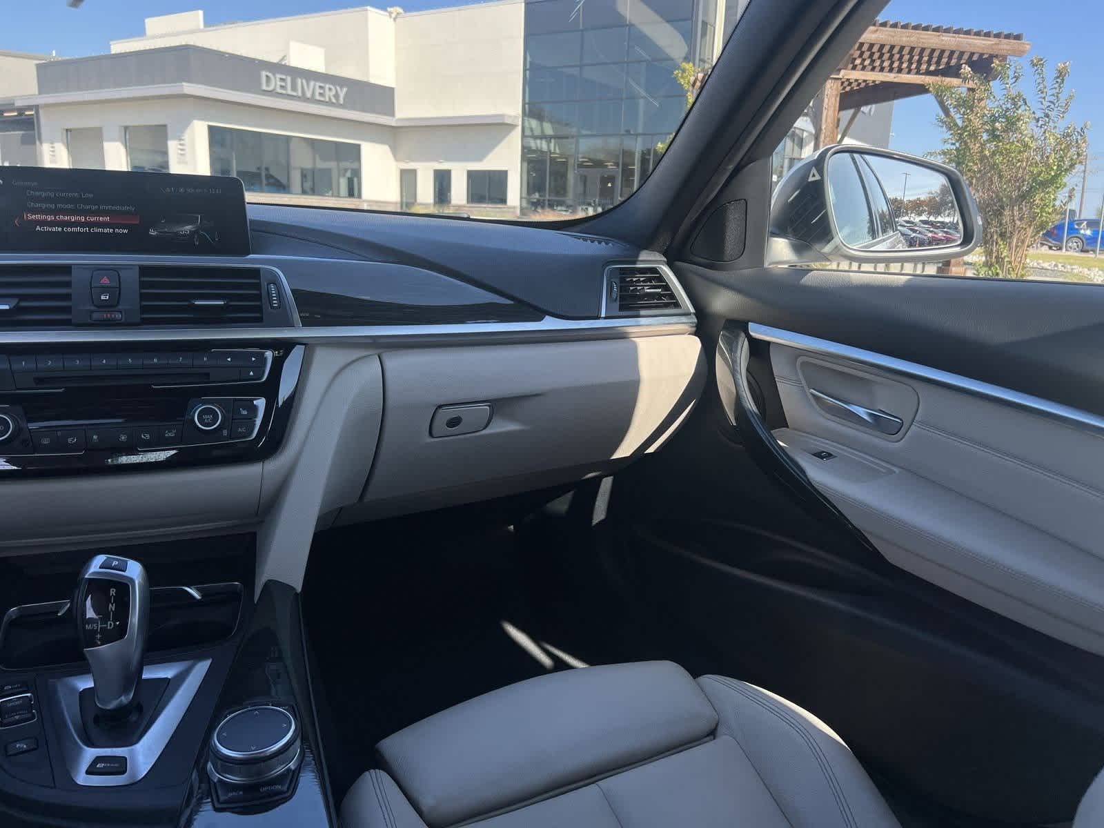 Thumbnail: 2018 BMW 3 Series - 5