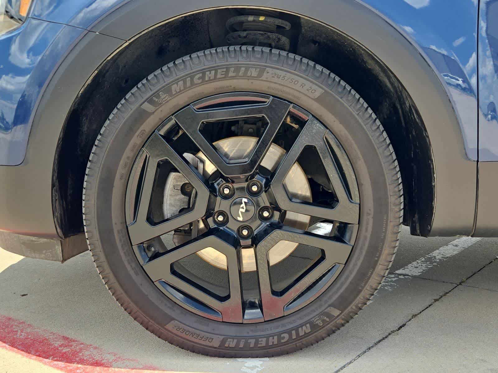 Thumbnail: 2023 Kia Telluride - 11