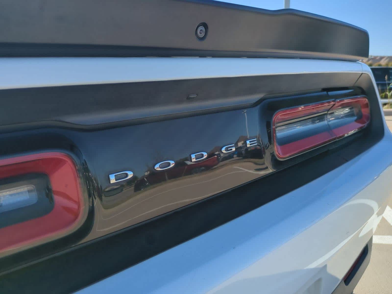 Thumbnail: 2016 Dodge Challenger - 11