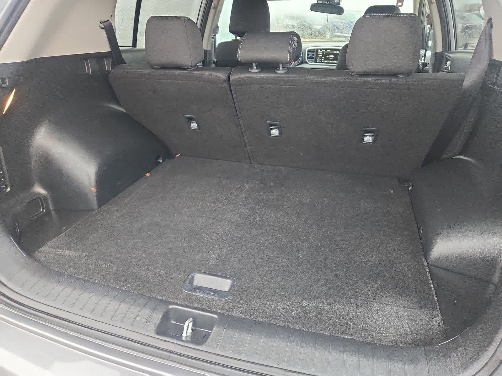 Thumbnail: 2022 Kia Sportage - 31