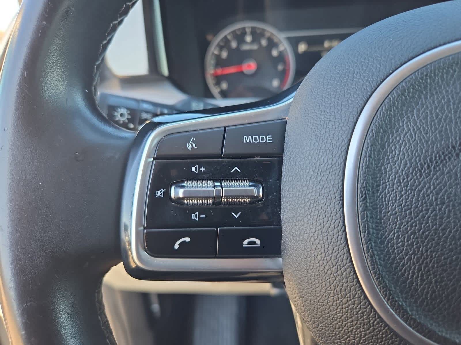 Thumbnail: 2021 Kia Sorento - 23