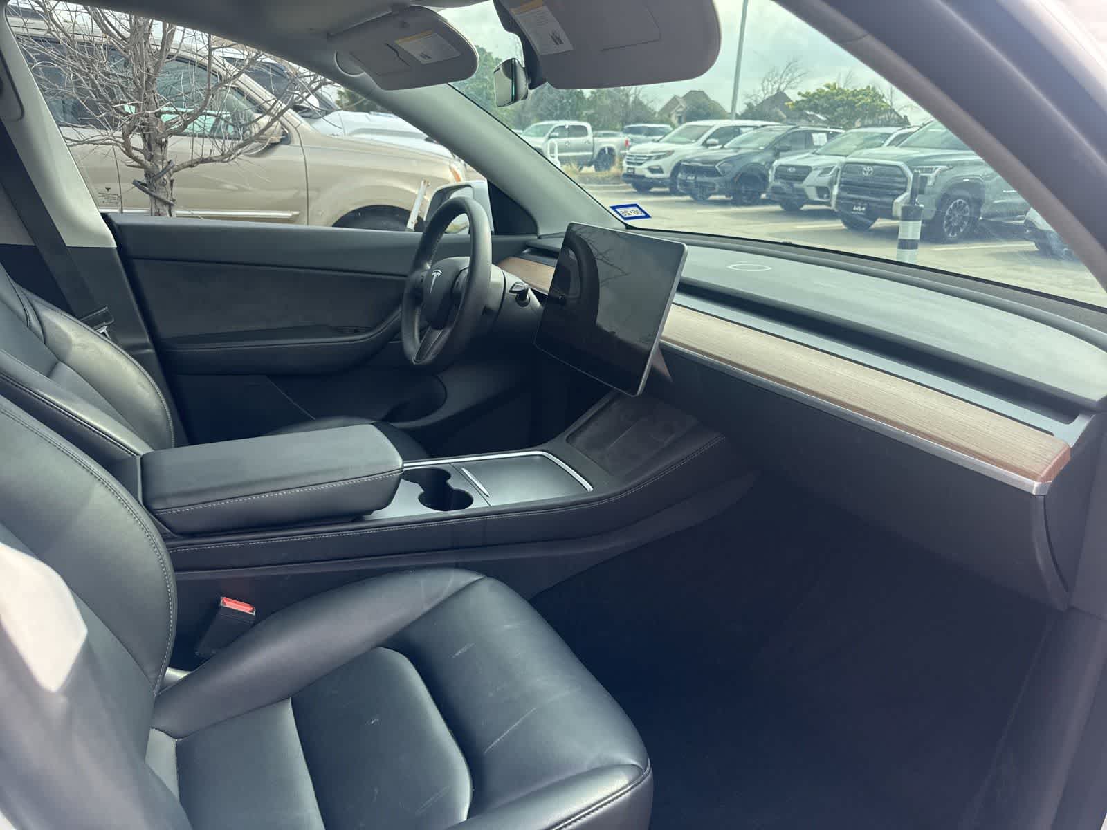 Thumbnail: 2022 Tesla Model Y - 5