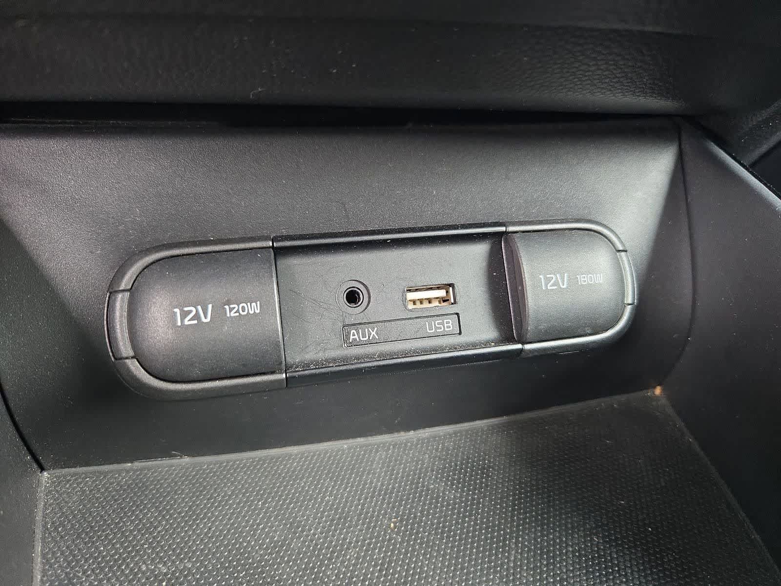 Thumbnail: 2019 Kia Soul - 28