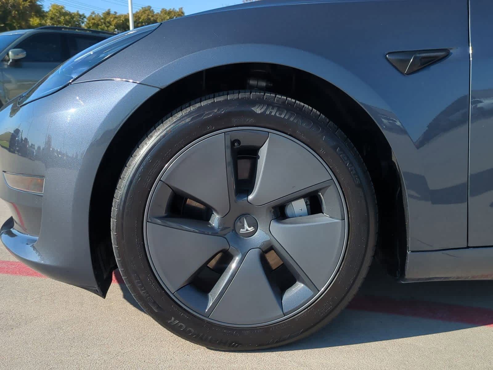 Thumbnail: 2023 Tesla Model 3 - 12