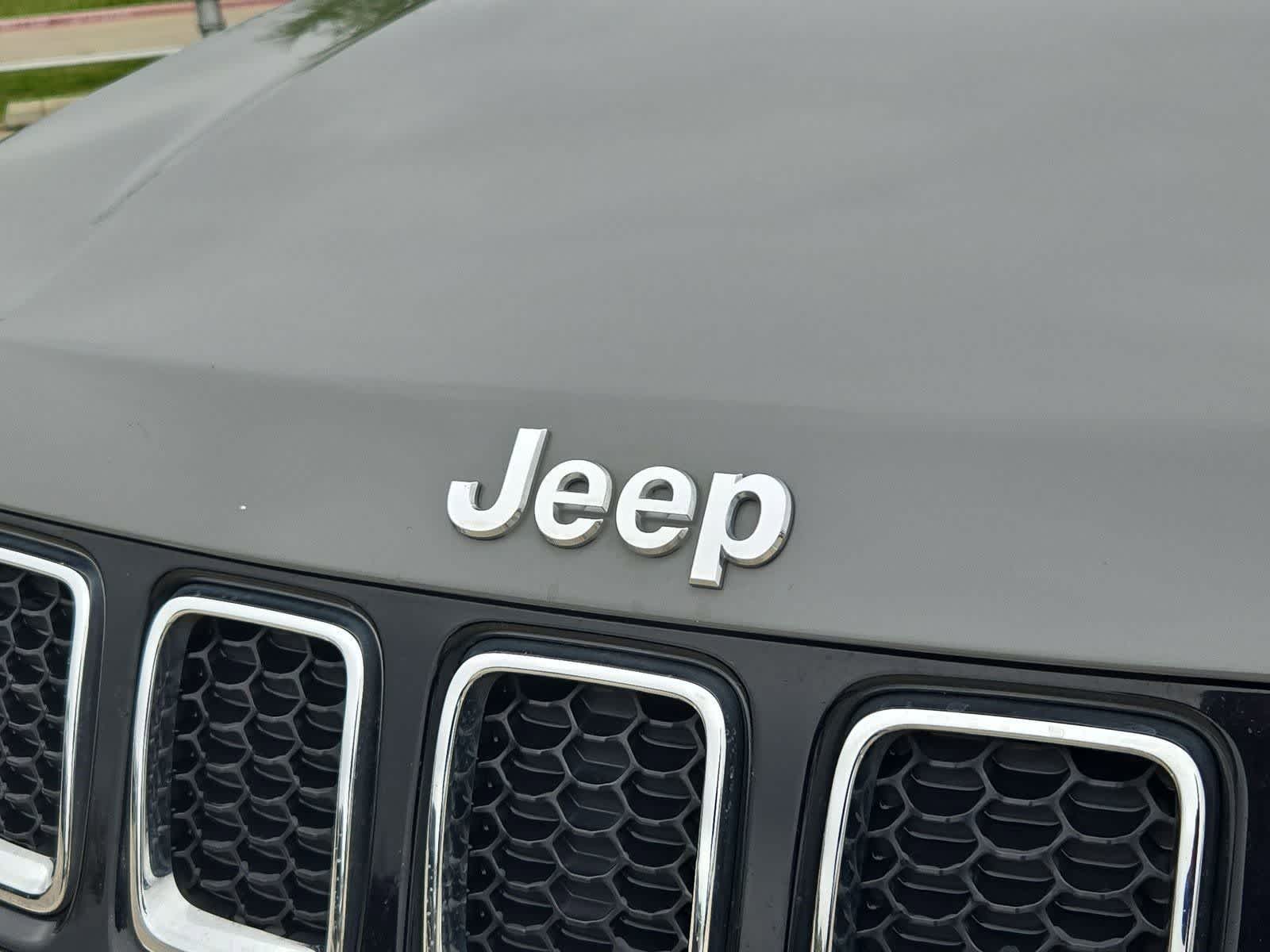 Thumbnail: 2021 Jeep Compass - 11