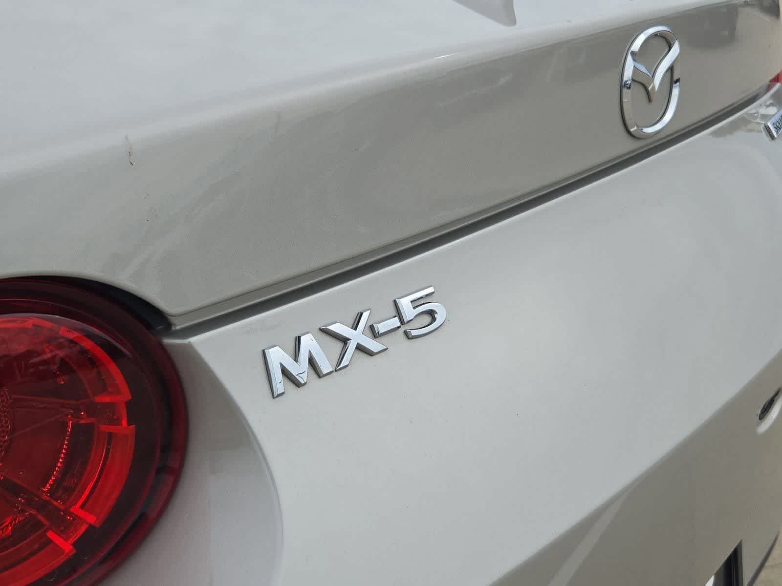 Thumbnail: 2023 Mazda MX-5 Miata - 12