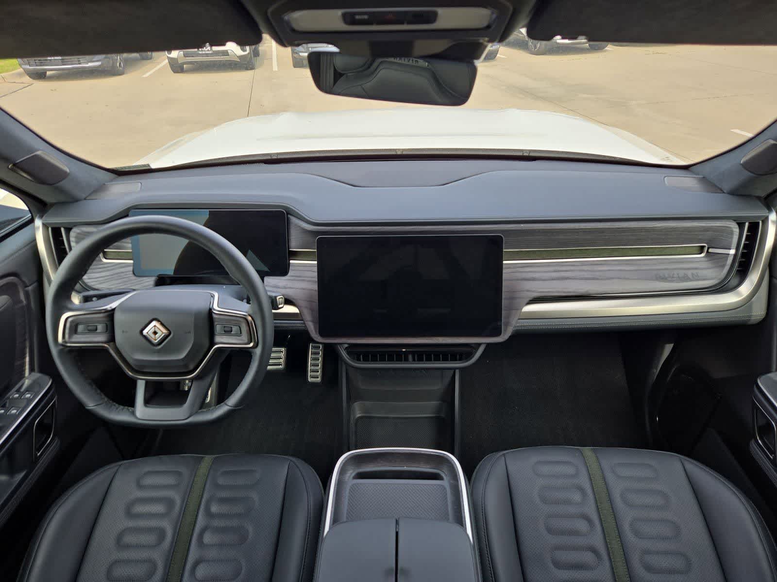Thumbnail: 2023 Rivian R1S - 13