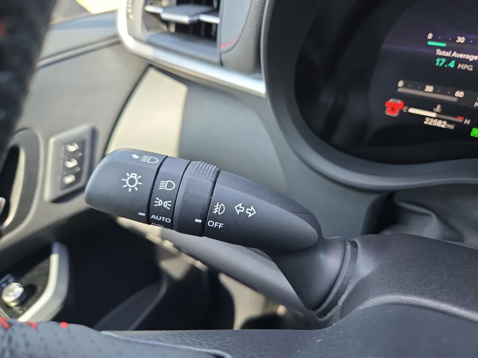 Thumbnail: 2025 Toyota Sienna - 26