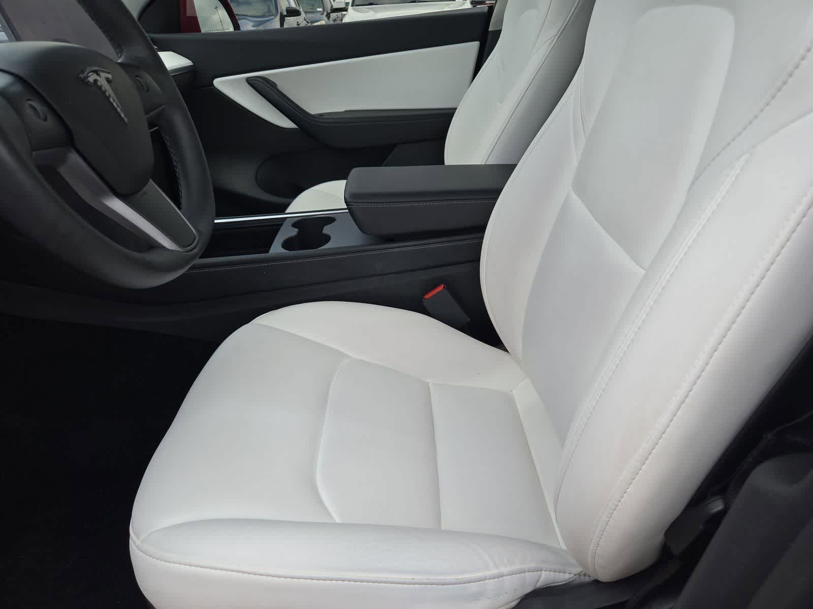 Thumbnail: 2022 Tesla Model Y - 14