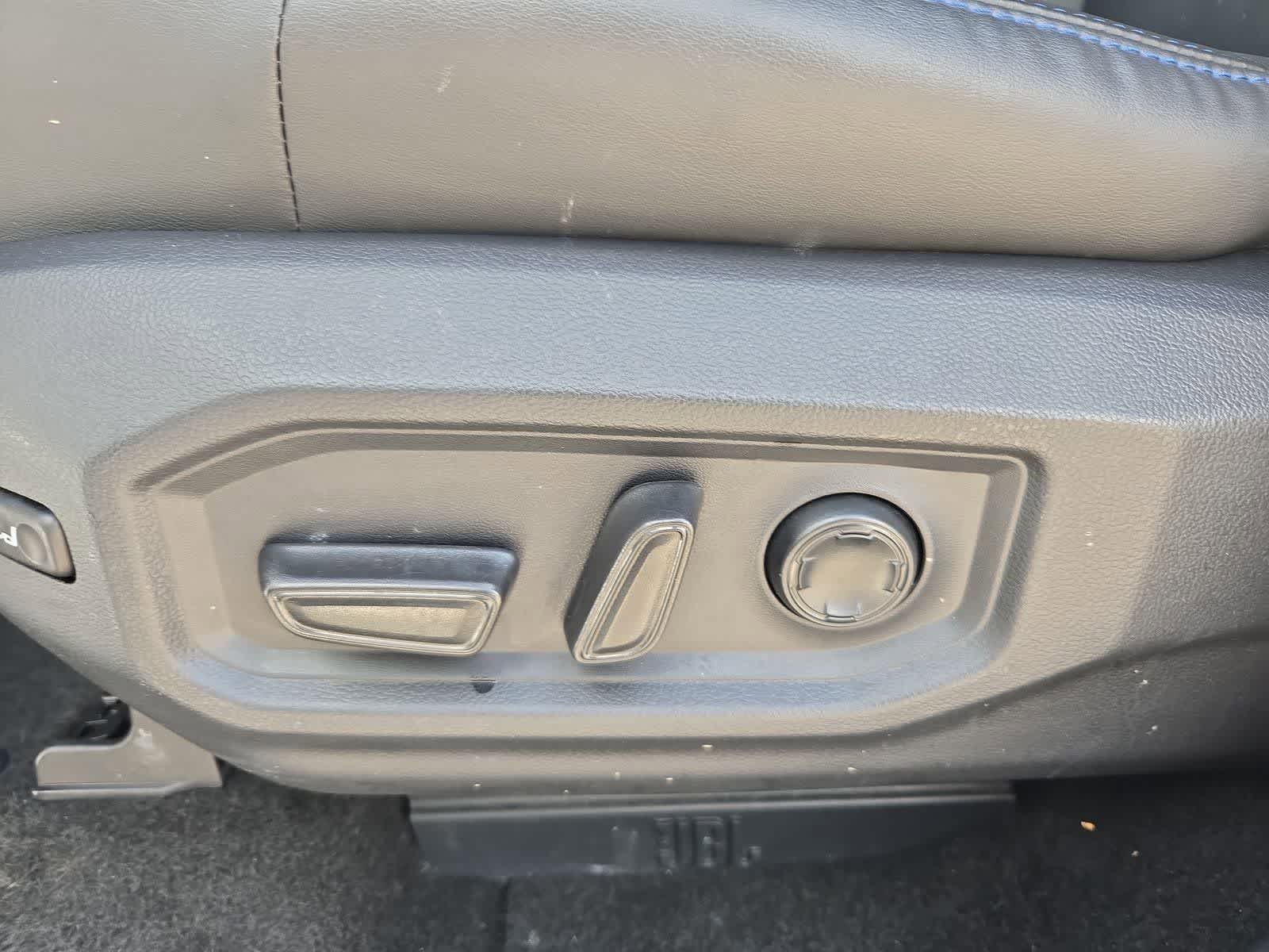 Thumbnail: 2023 Toyota Tundra - 16