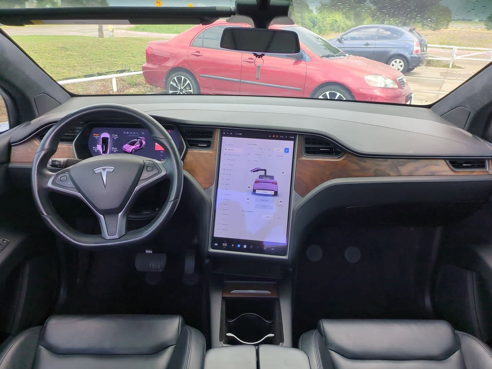 Thumbnail: 2021 Tesla Model X - 12