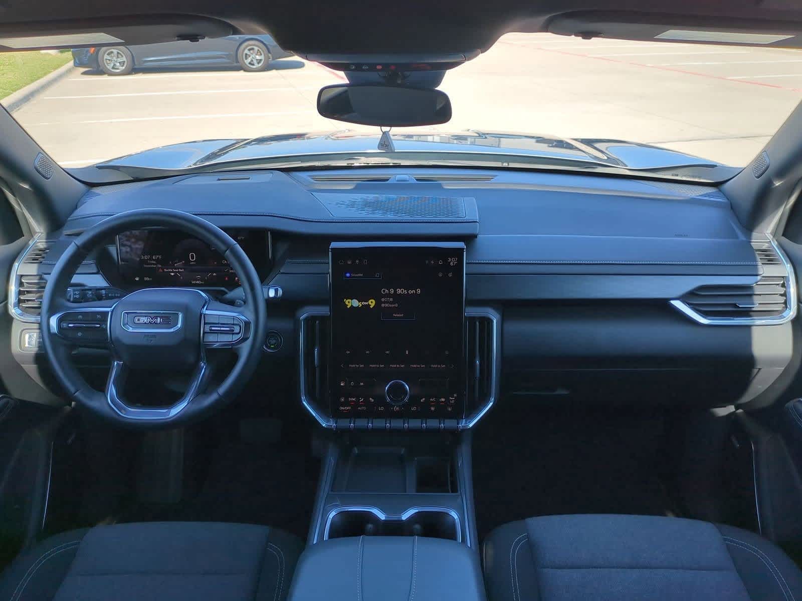 Thumbnail: 2025 GMC Acadia - 14