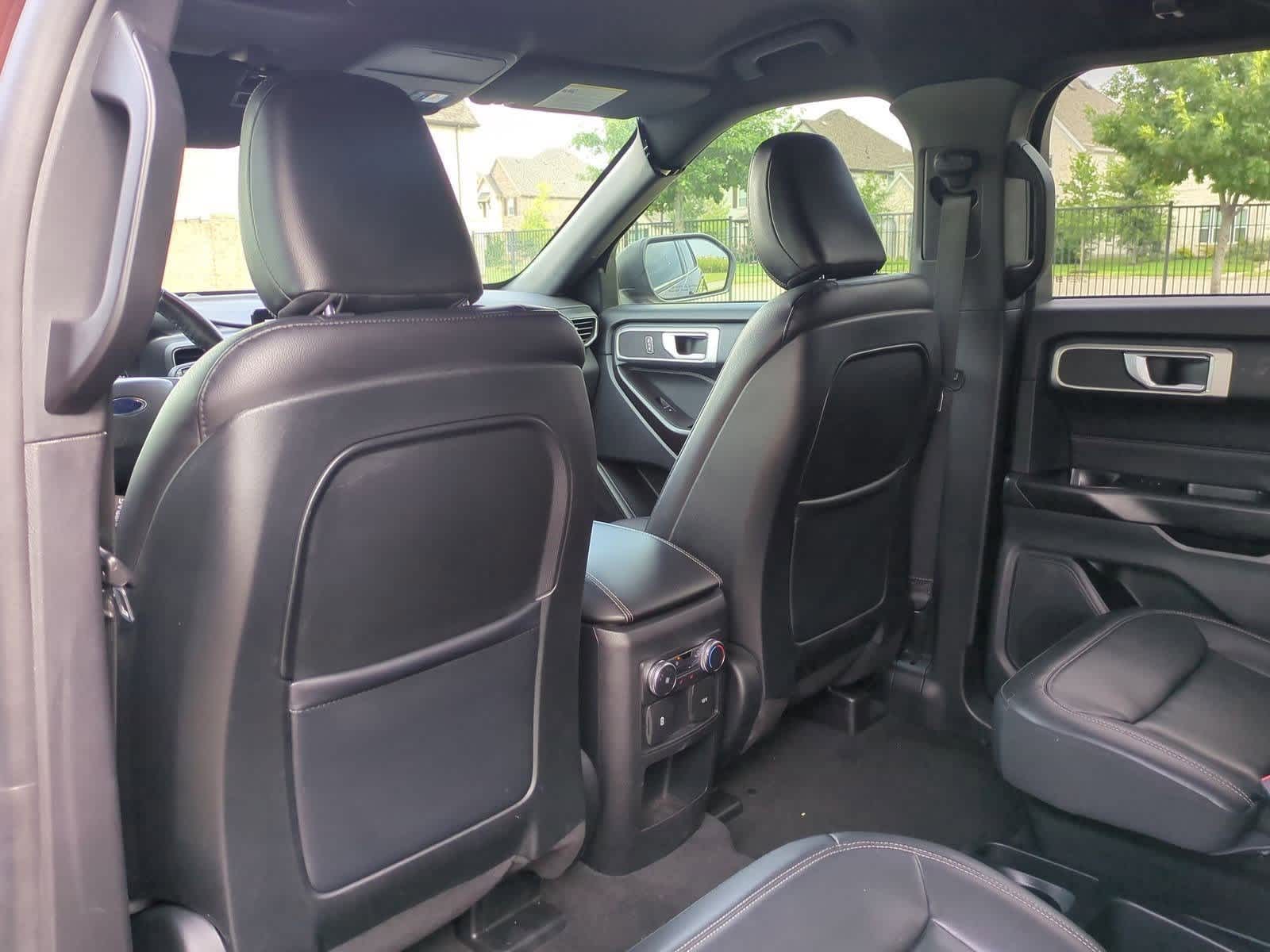 Thumbnail: 2020 Ford Explorer - 17