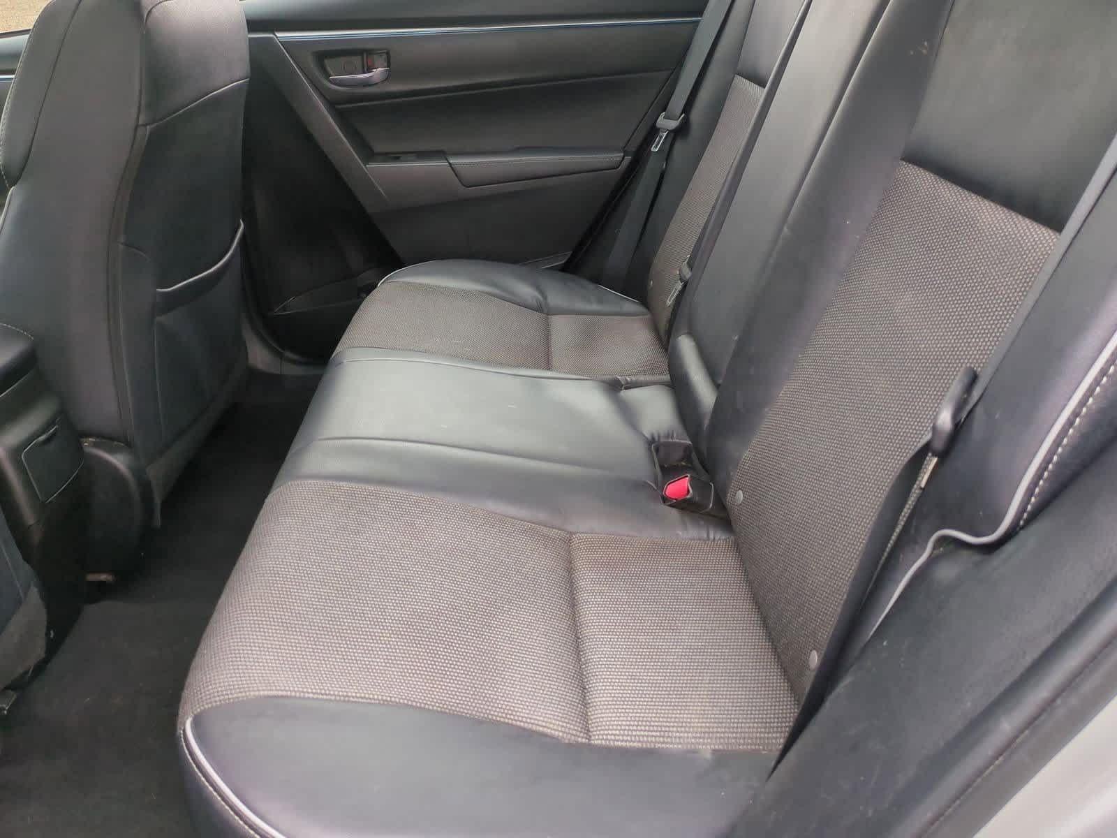 Thumbnail: 2015 Toyota Corolla - 20