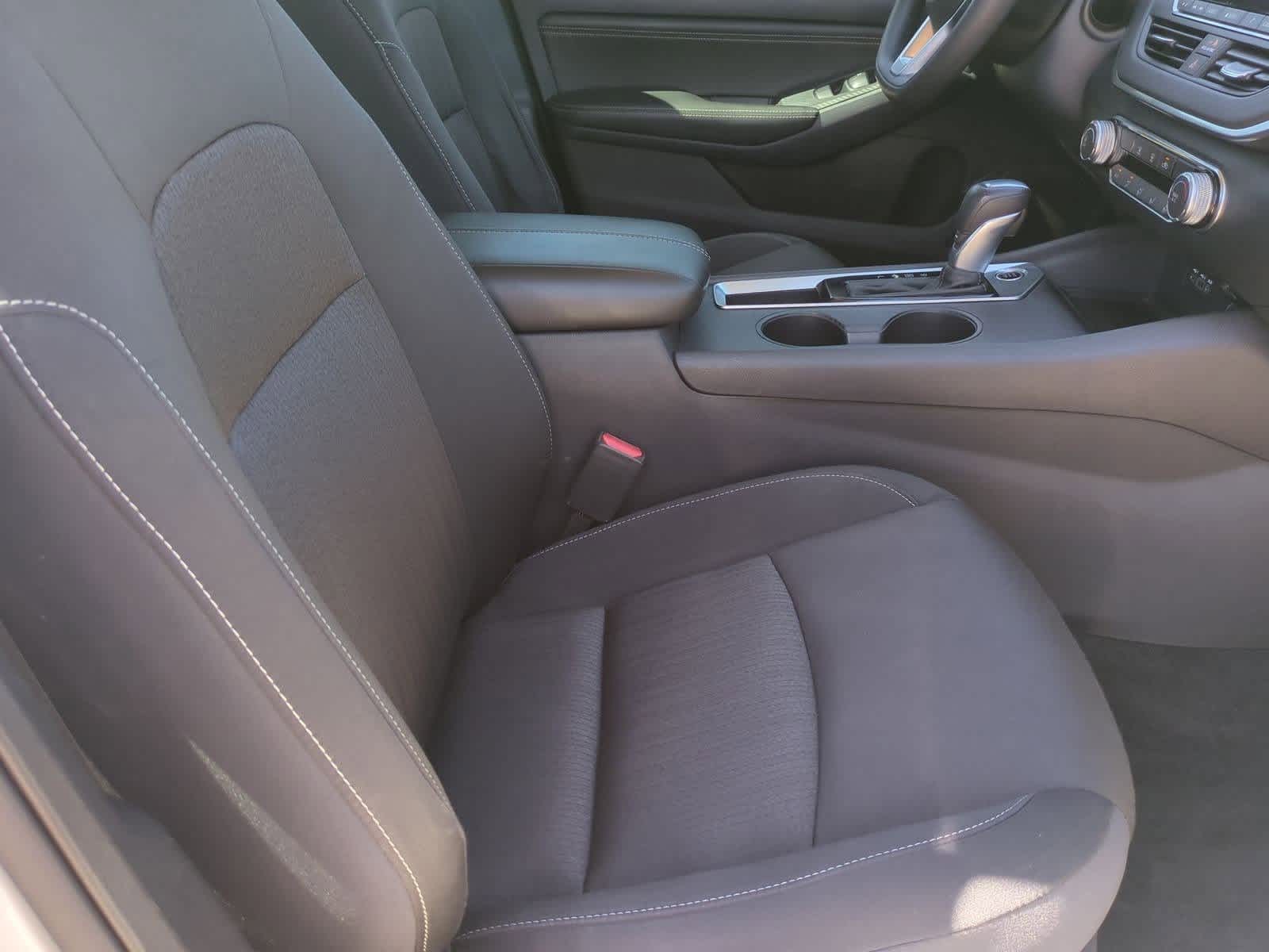 Thumbnail: 2020 Nissan Altima - 18