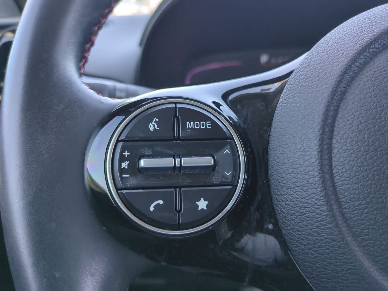 Thumbnail: 2023 Kia Soul - 24