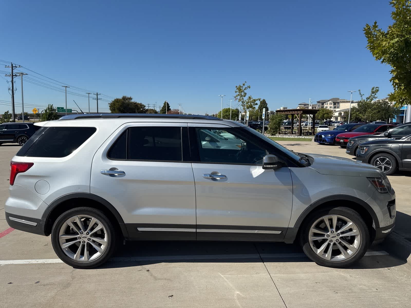 Thumbnail: 2018 Ford Explorer - 4