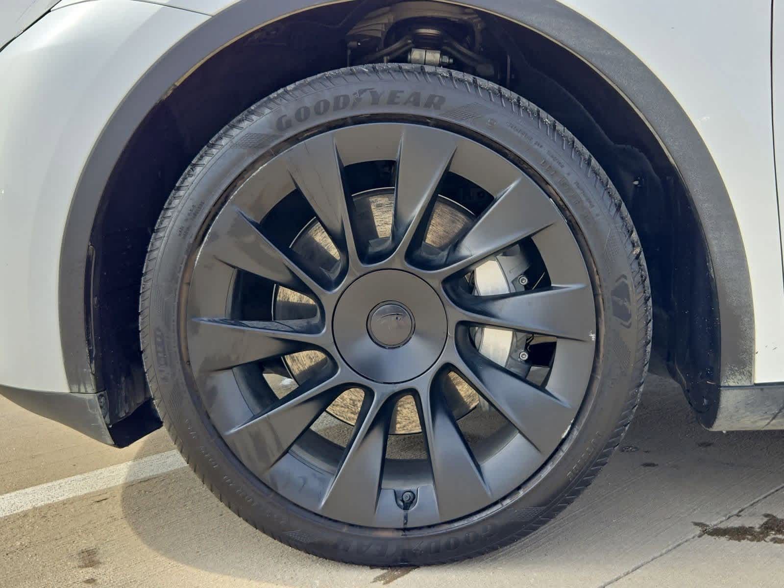 Thumbnail: 2024 Tesla Model Y - 12