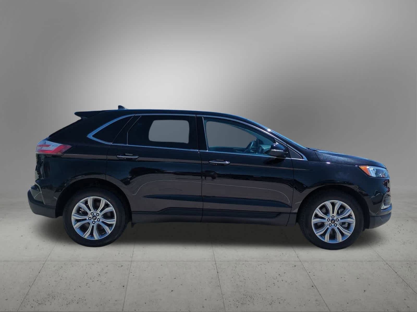 Thumbnail: 2024 Ford Edge - 7