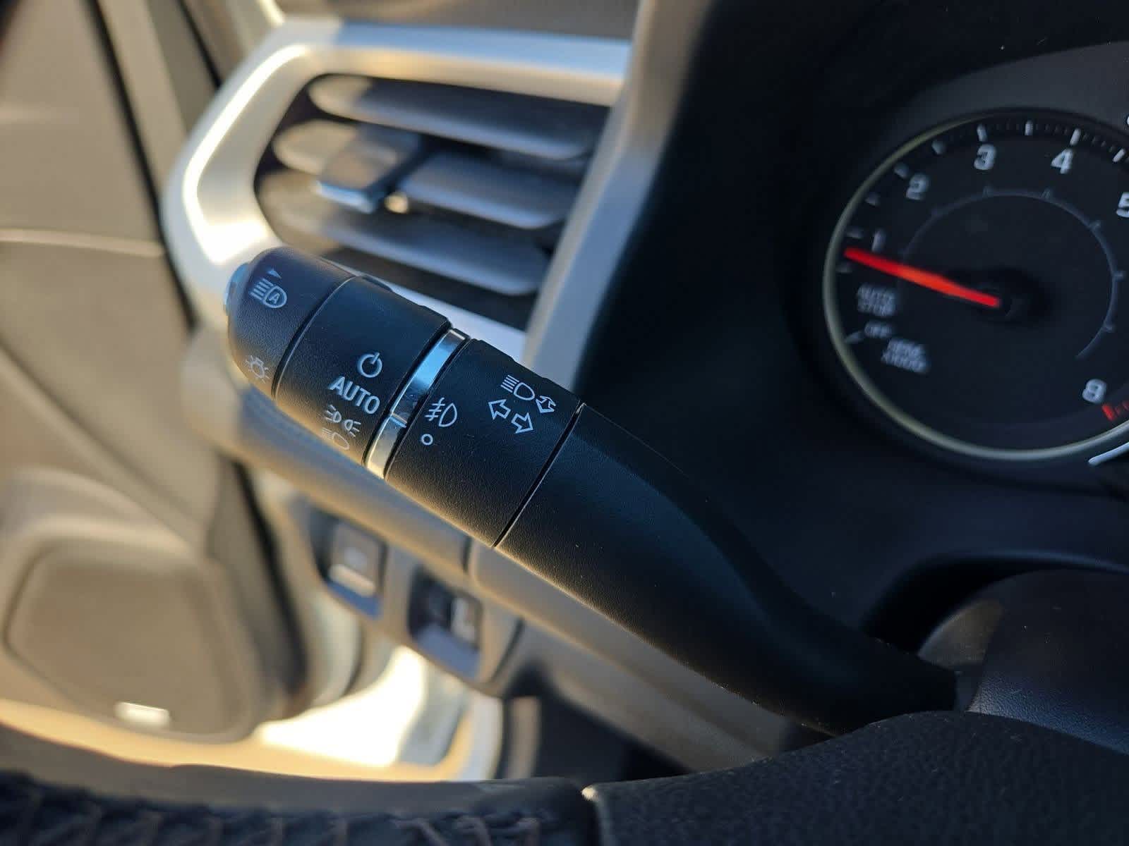 Thumbnail: 2023 GMC Acadia - 25