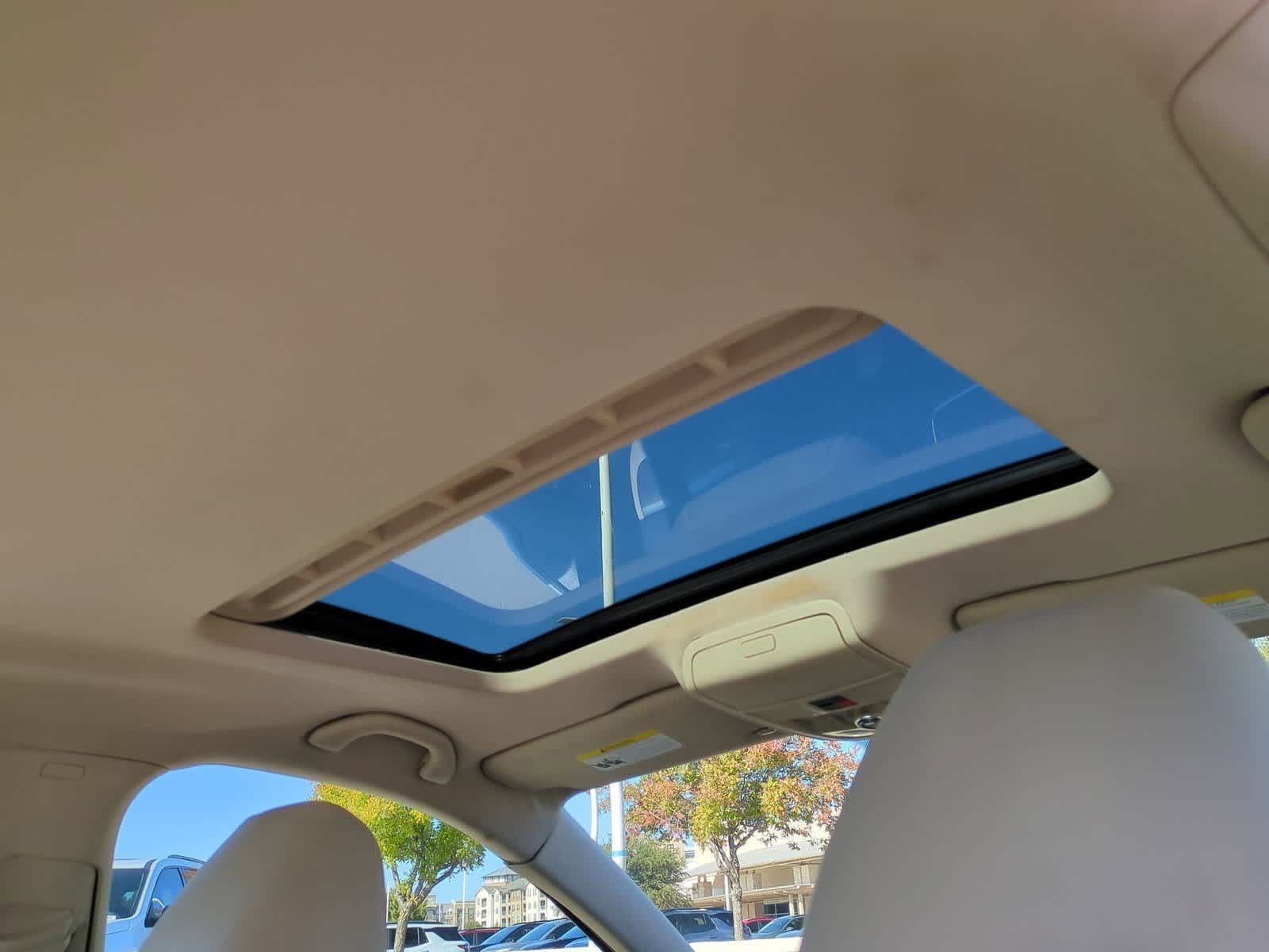 Thumbnail: 2015 Volkswagen Jetta - 20