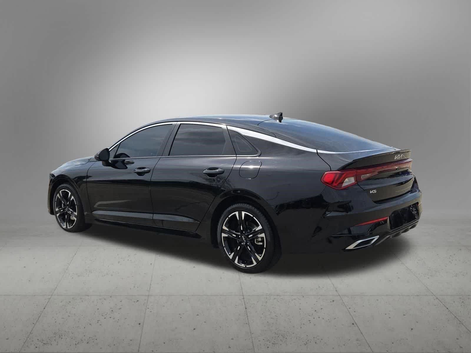 Thumbnail: 2023 Kia K5 - 4