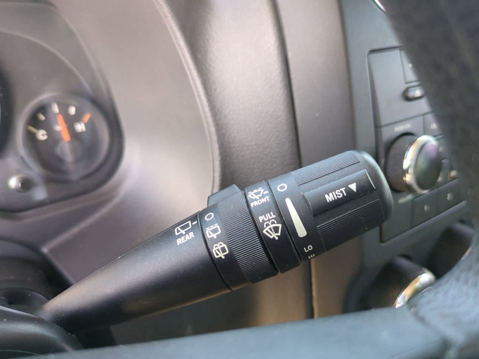 Thumbnail: 2014 Jeep Patriot - 25