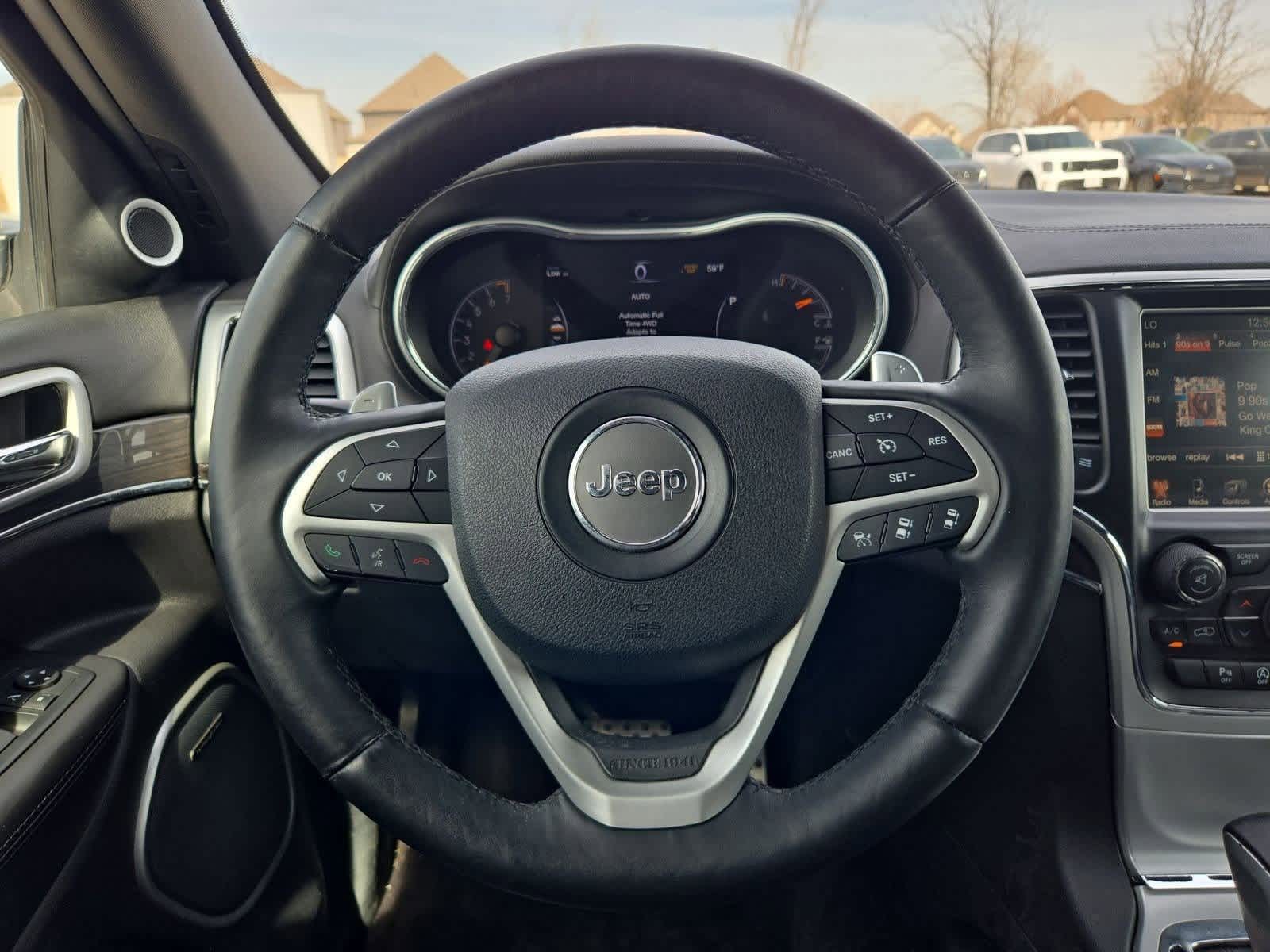 Thumbnail: 2016 Jeep Grand Cherokee - 23