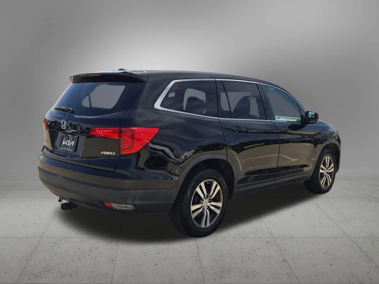 Thumbnail: 2016 Honda Pilot - 6