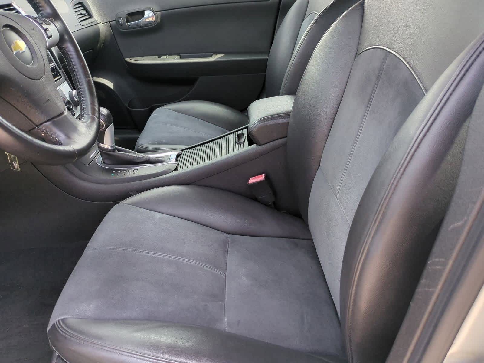 Thumbnail: 2012 Chevrolet Malibu - 15