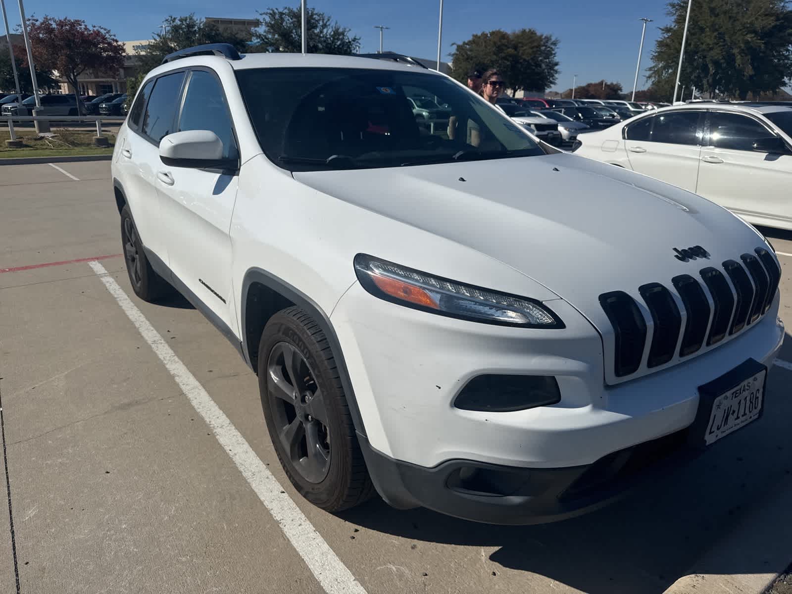 Used 2016 Jeep Cherokee Altitude with VIN 1C4PJMCS4GW219213 for sale in Frisco, TX