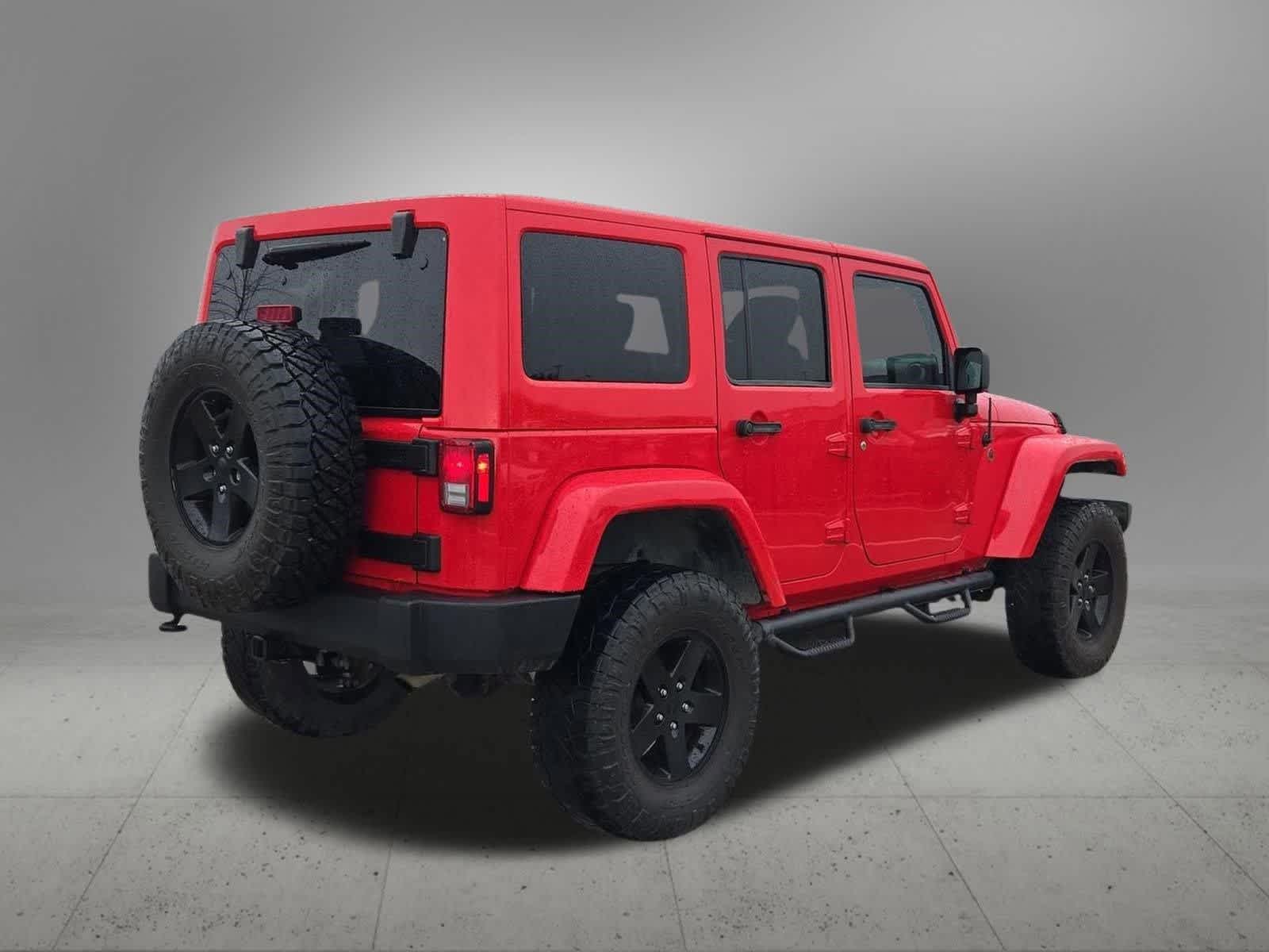 Thumbnail: 2015 Jeep Wrangler - 7