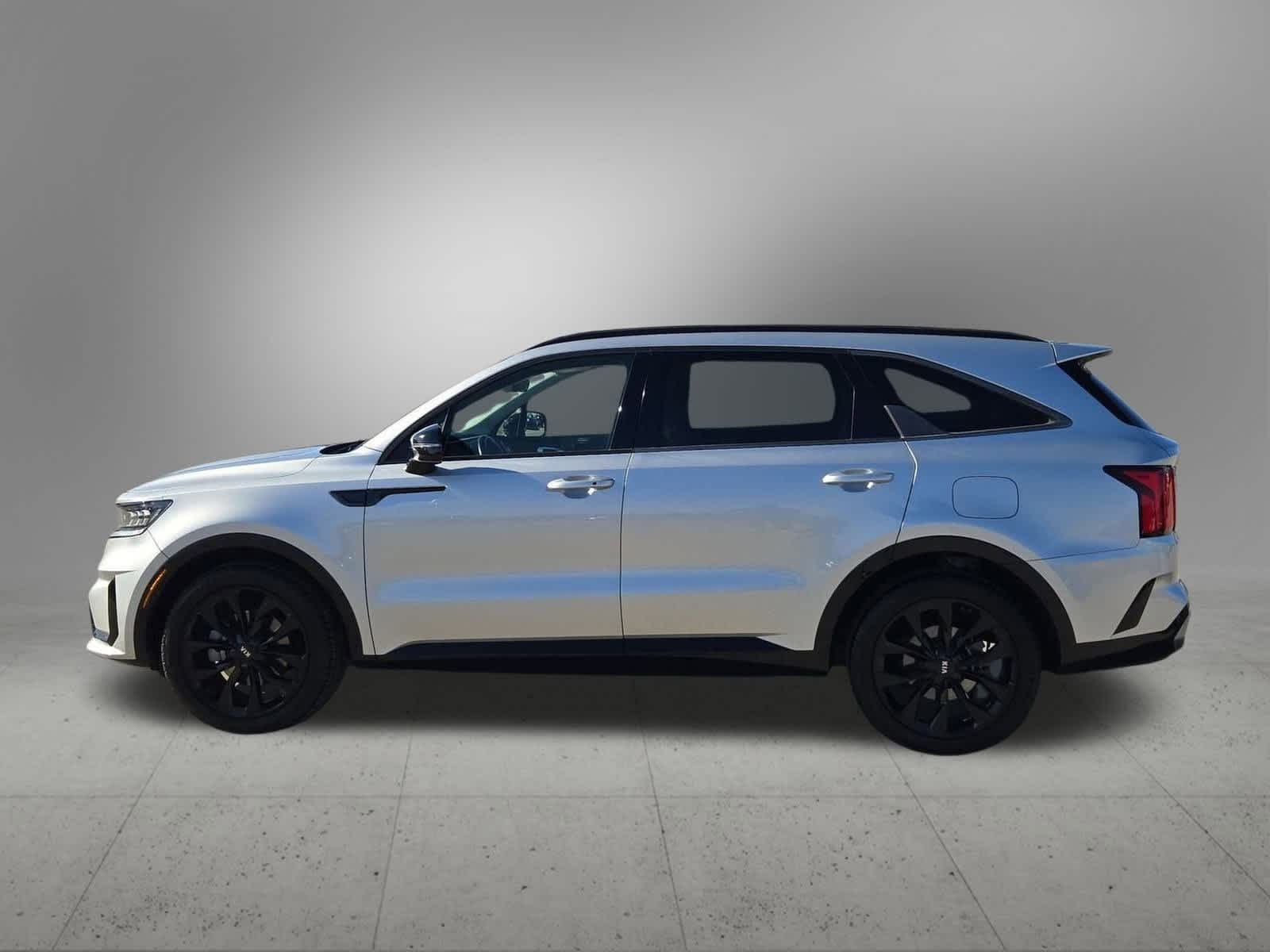 Thumbnail: 2021 Kia Sorento - 3