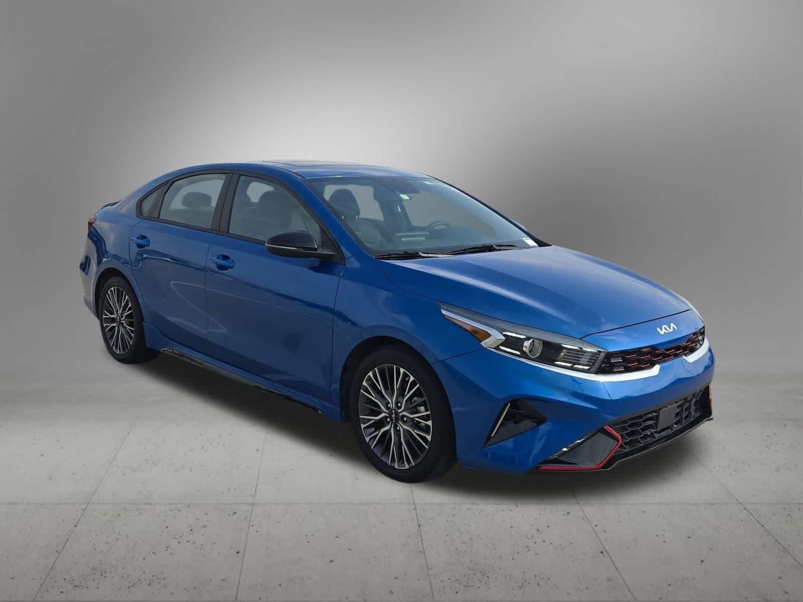 Thumbnail: 2023 Kia Forte - 8