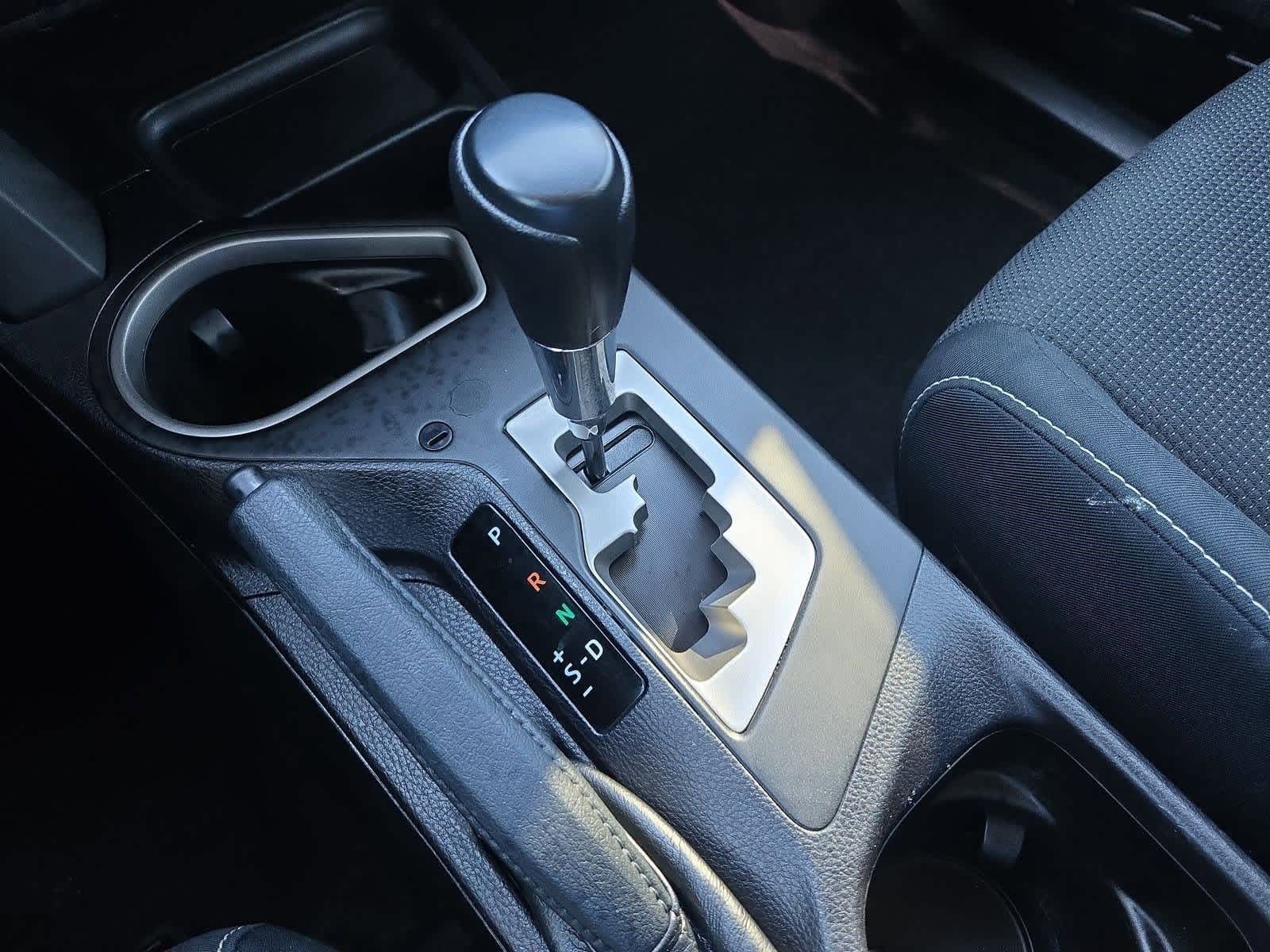 Thumbnail: 2018 Toyota RAV4 - 33