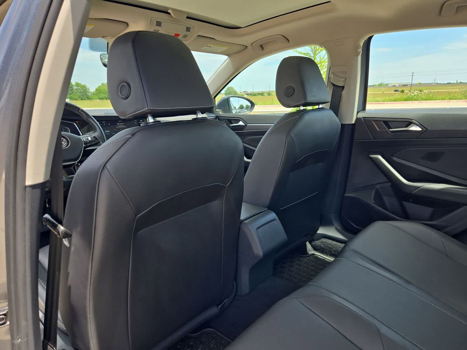 Thumbnail: 2019 Volkswagen Jetta - 15