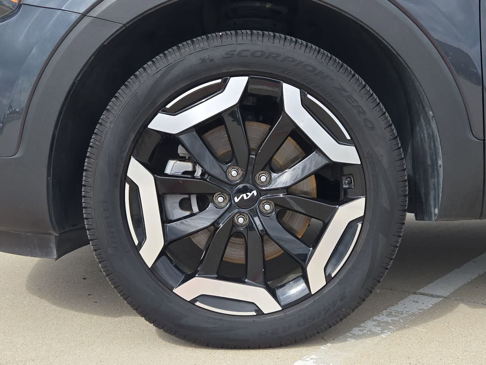 Thumbnail: 2023 Kia Telluride - 12