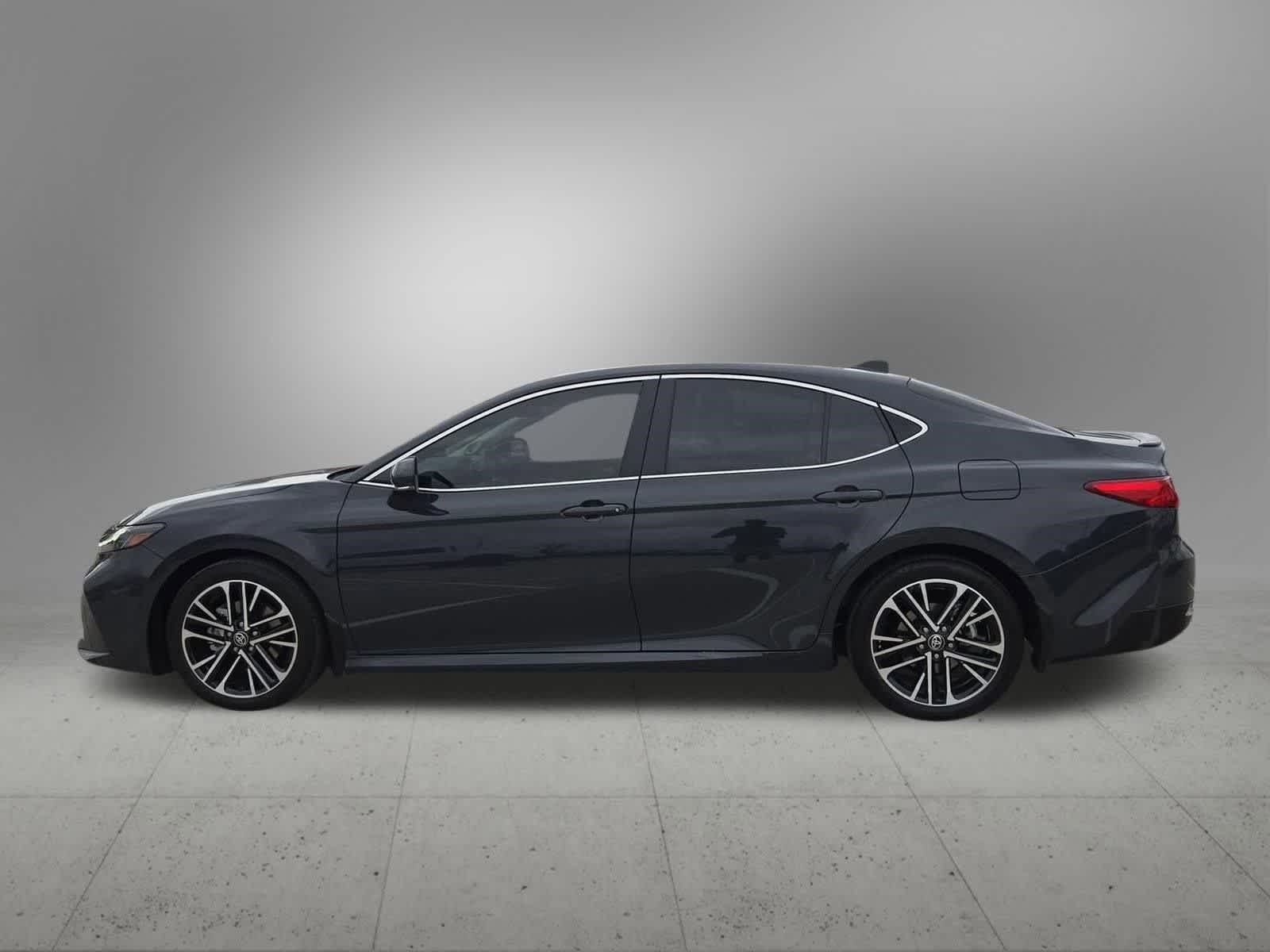 Thumbnail: 2025 Toyota Camry - 3