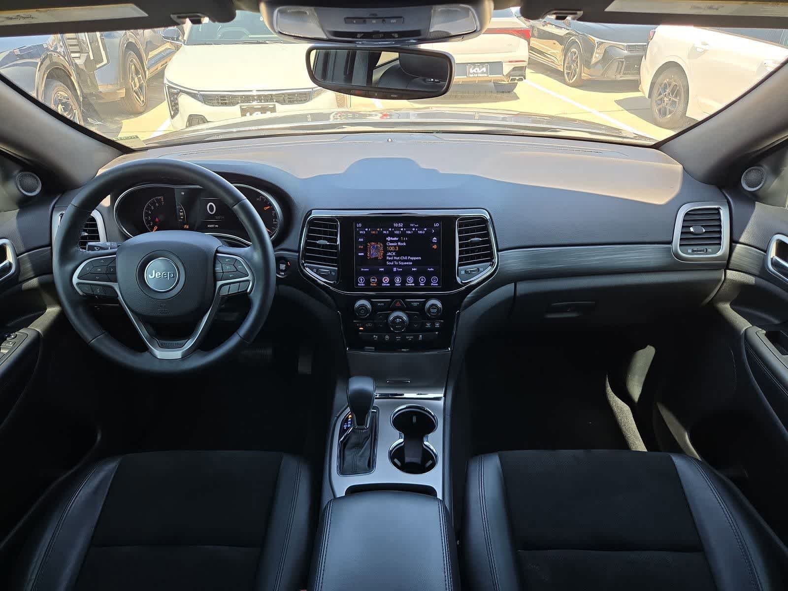 Thumbnail: 2019 Jeep Grand Cherokee - 13