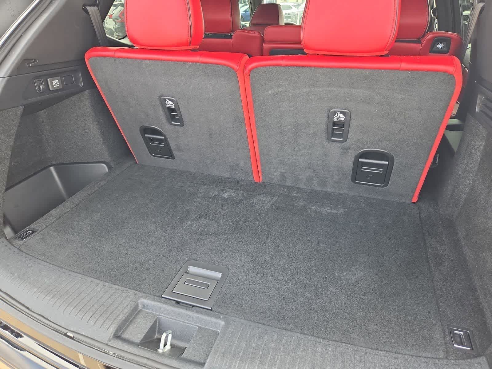 Thumbnail: 2023 Acura MDX - 34