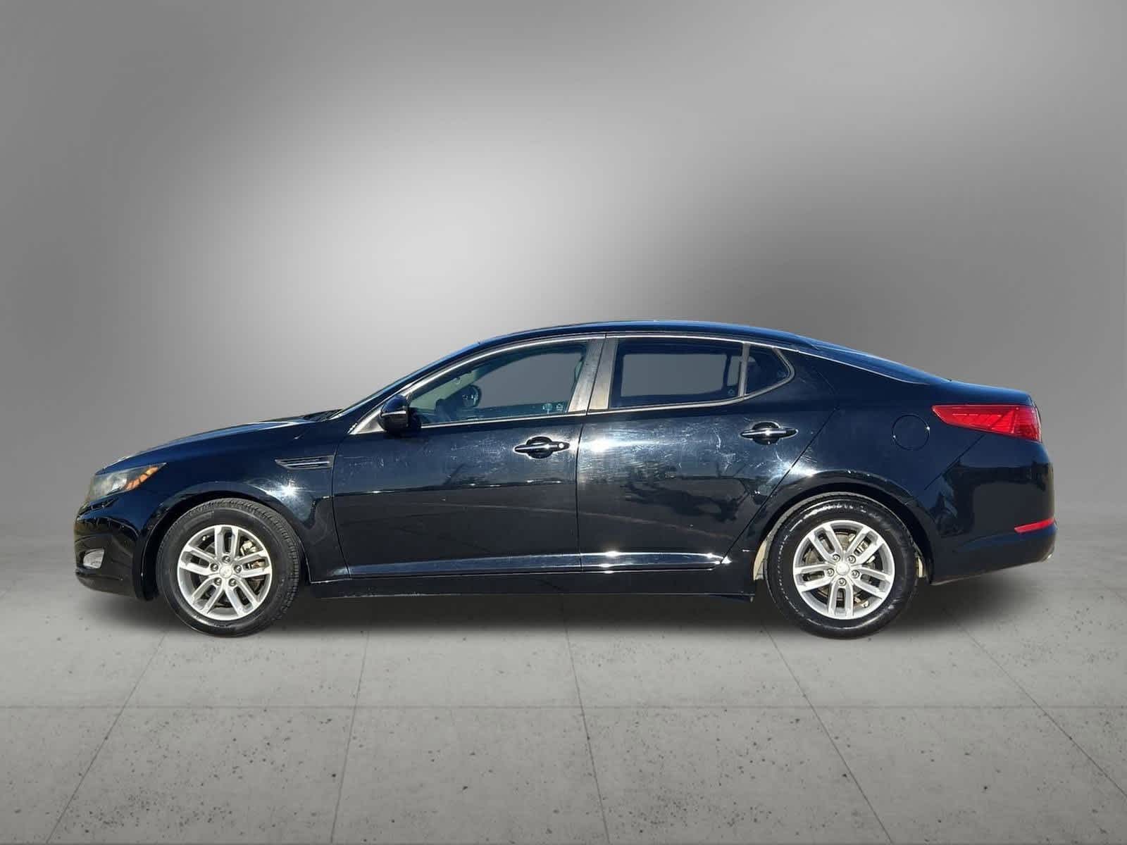 Thumbnail: 2013 Kia Optima - 3