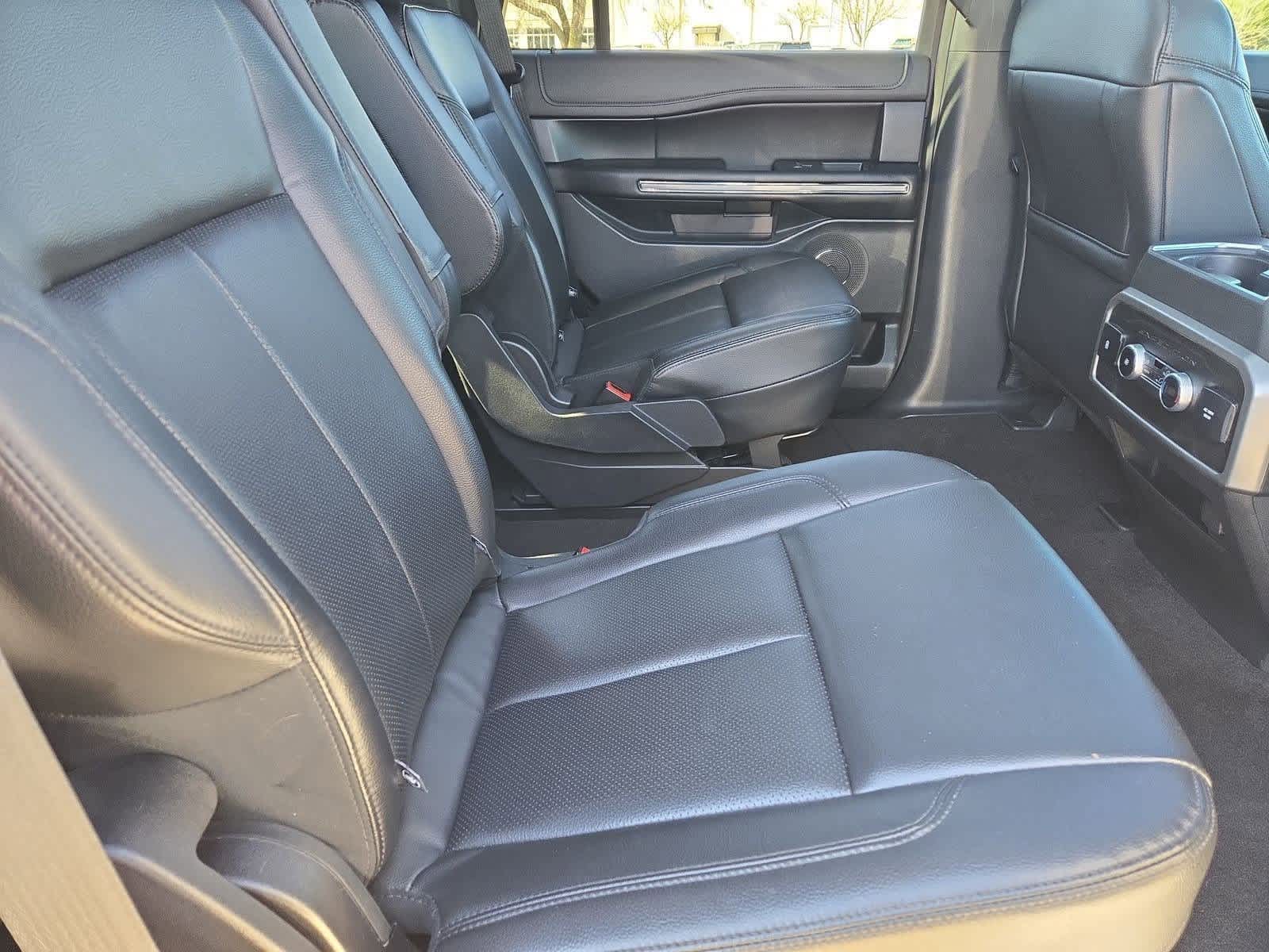 Thumbnail: 2021 Ford Expedition - 23