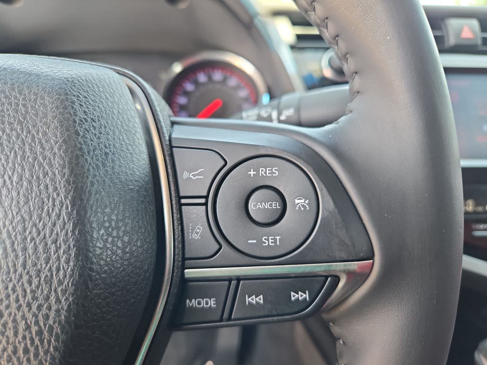 2018 Toyota Camry XSE - Photo 22