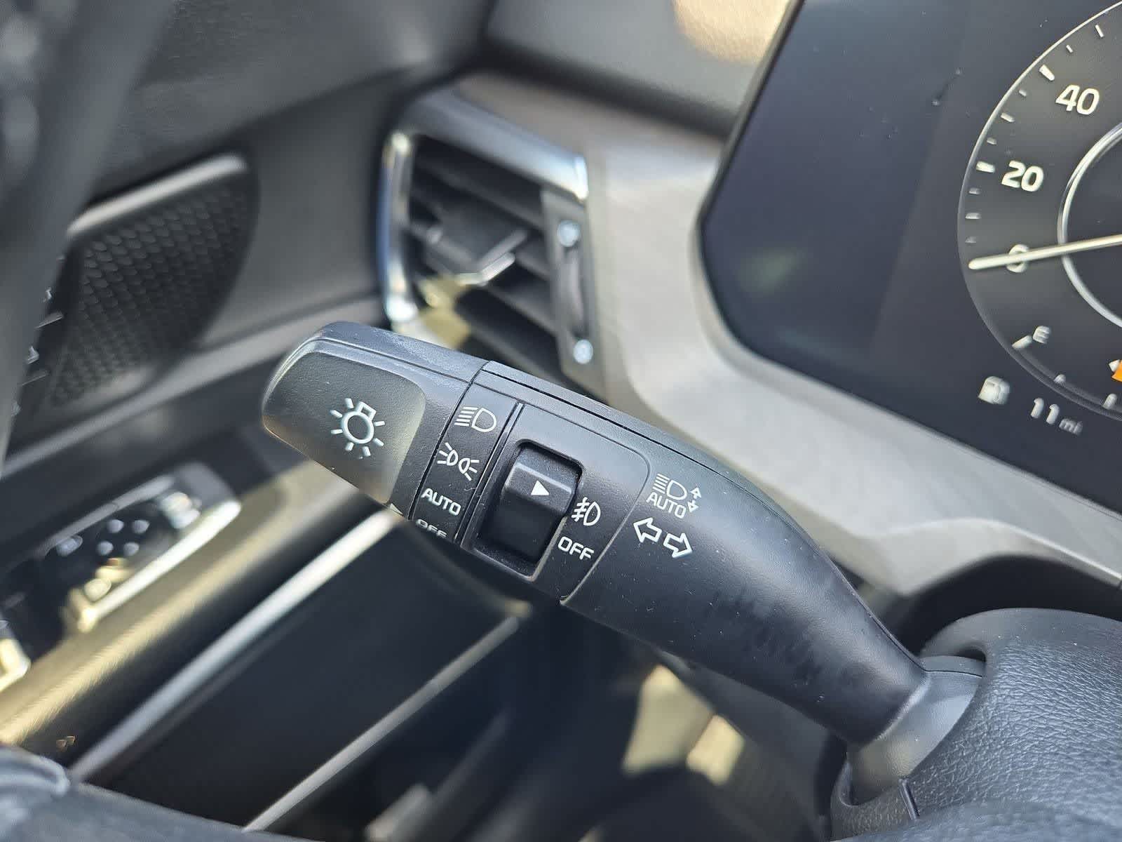 Thumbnail: 2023 Kia Telluride - 26