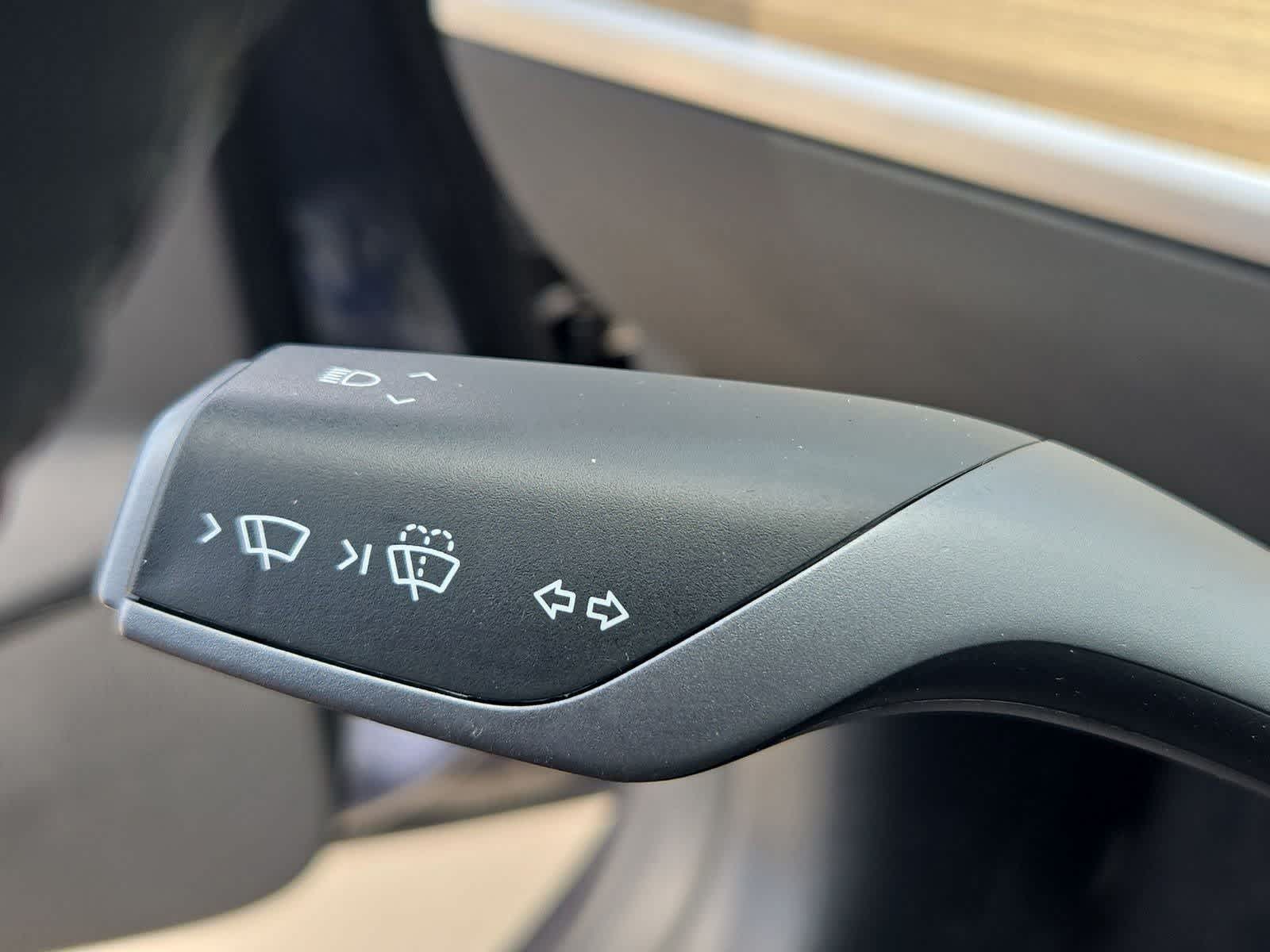 Thumbnail: 2023 Tesla Model 3 - 29