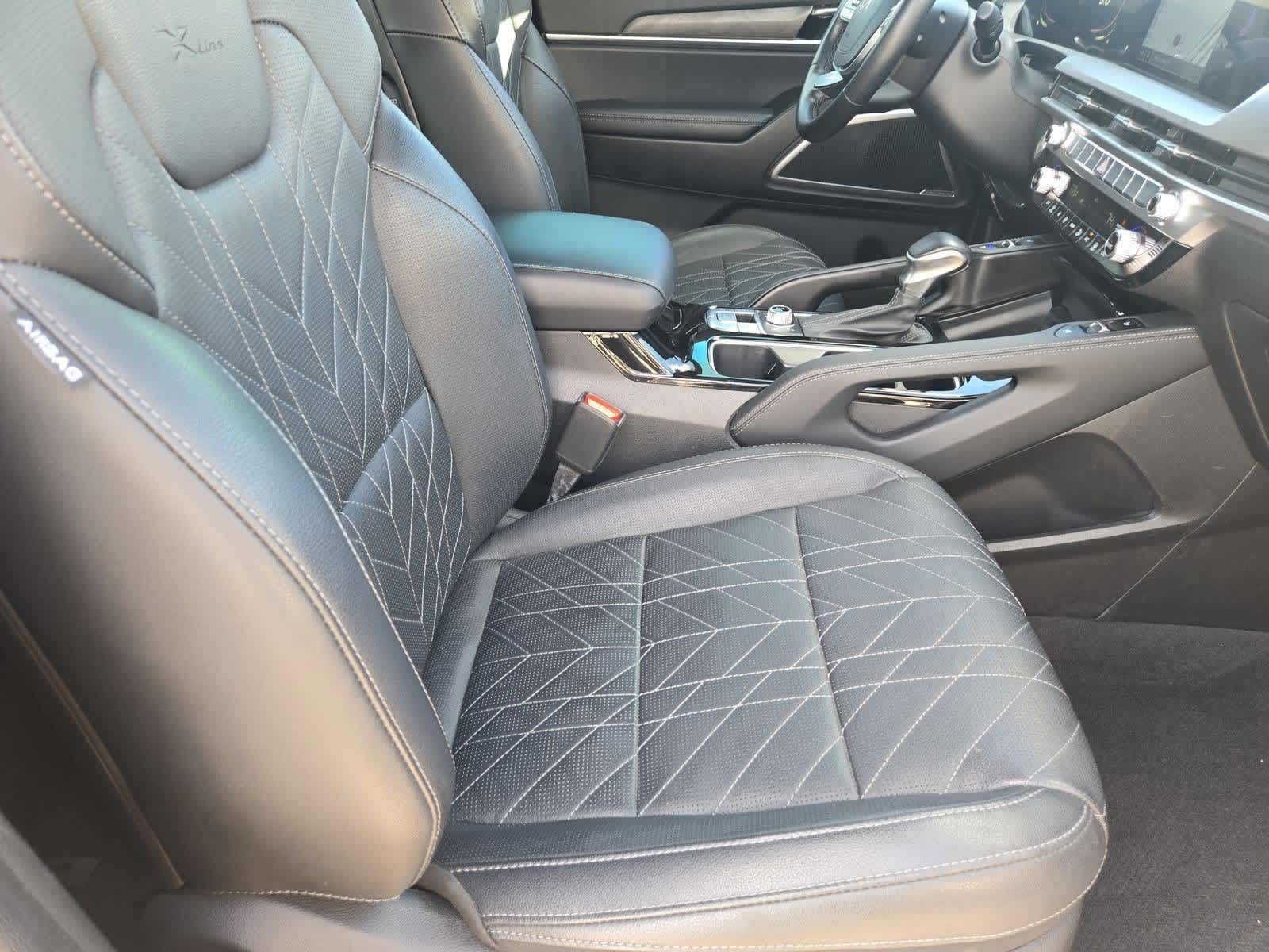 Thumbnail: 2024 Kia Telluride - 22