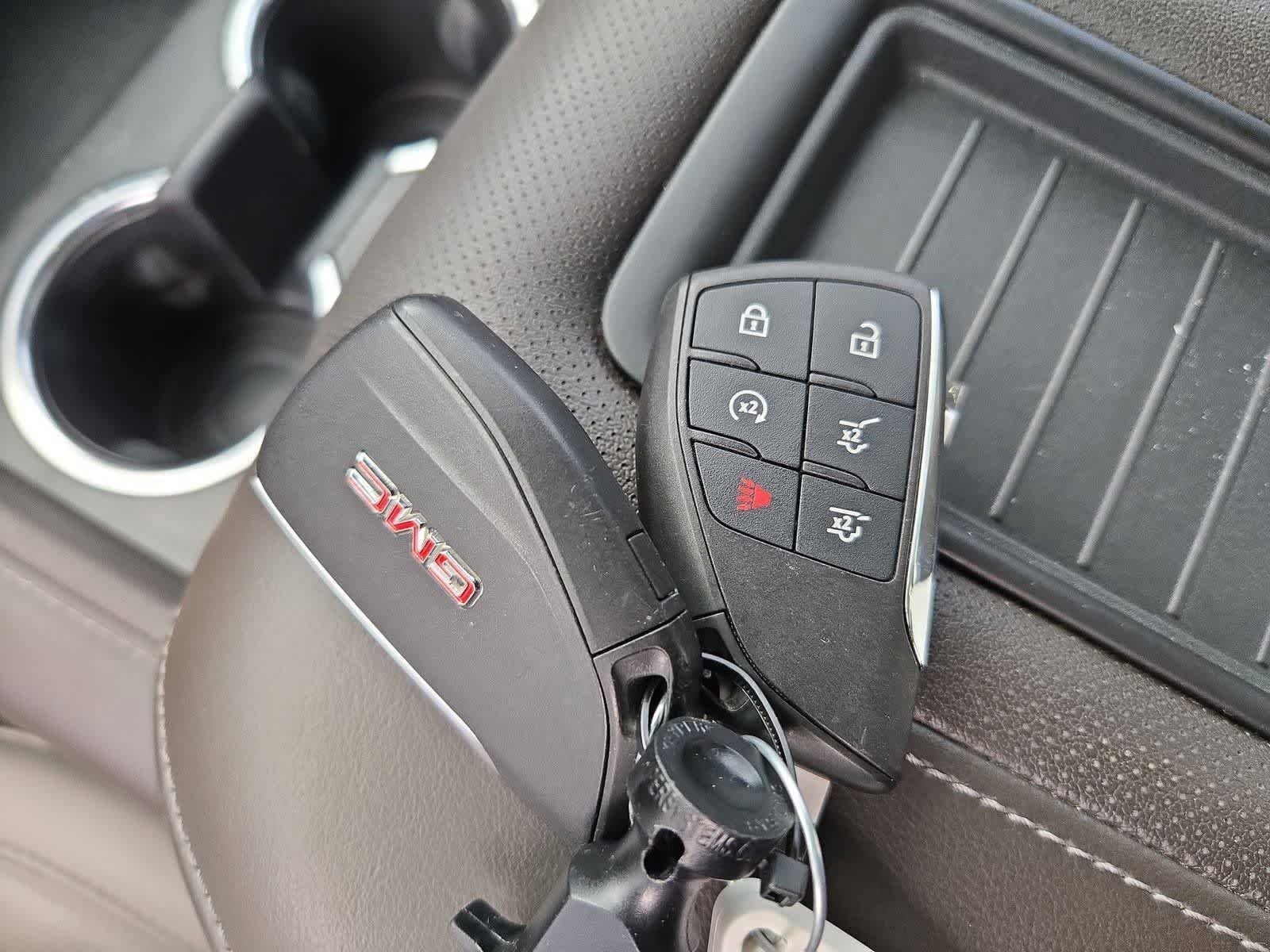 Thumbnail: 2021 GMC Yukon XL - 35